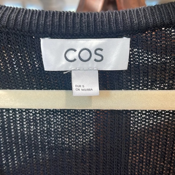 COS knit V neck vest EUC - Picture 3 of 5